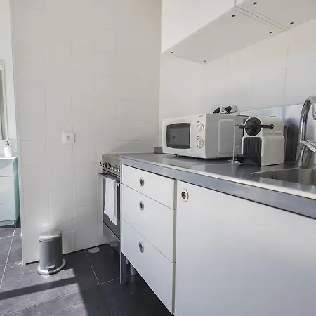 Apartment Lovelystay - Artsy Real *