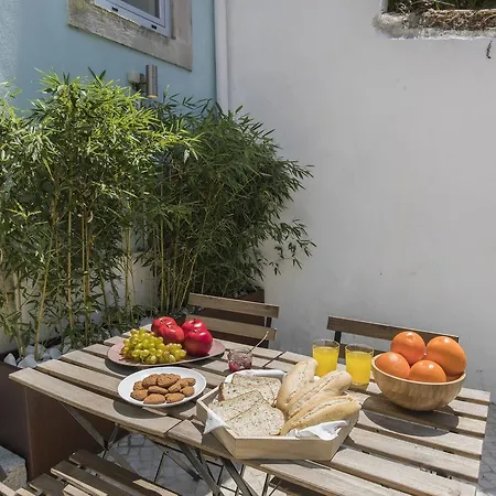 Lovelystay - Artsy Real Apartment Lissabon