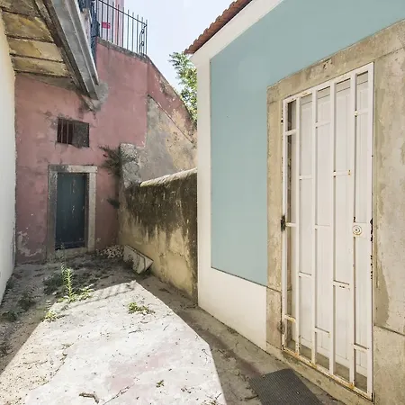 公寓 Lovelystay - Artsy Real *